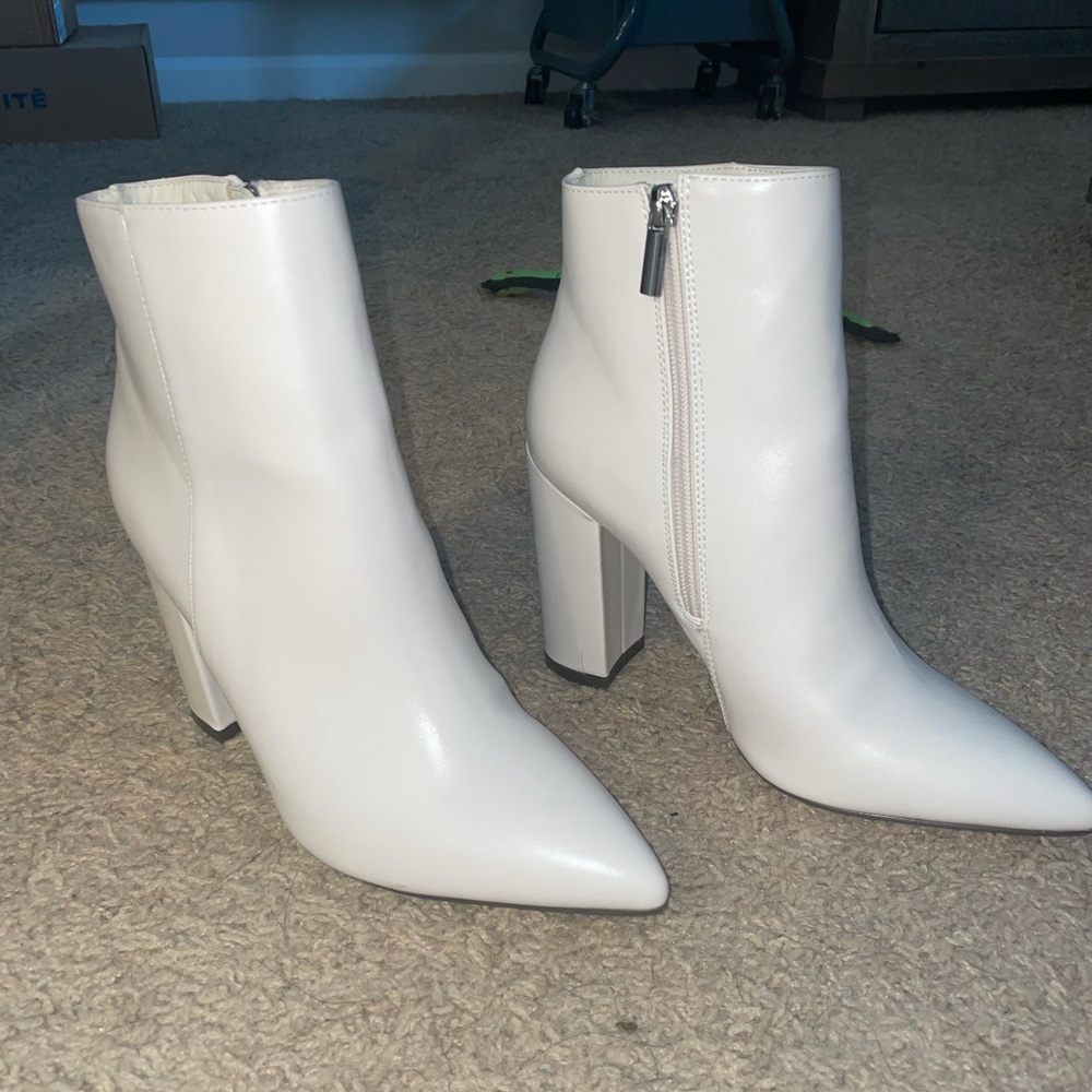 White Booties - BRAND NEW